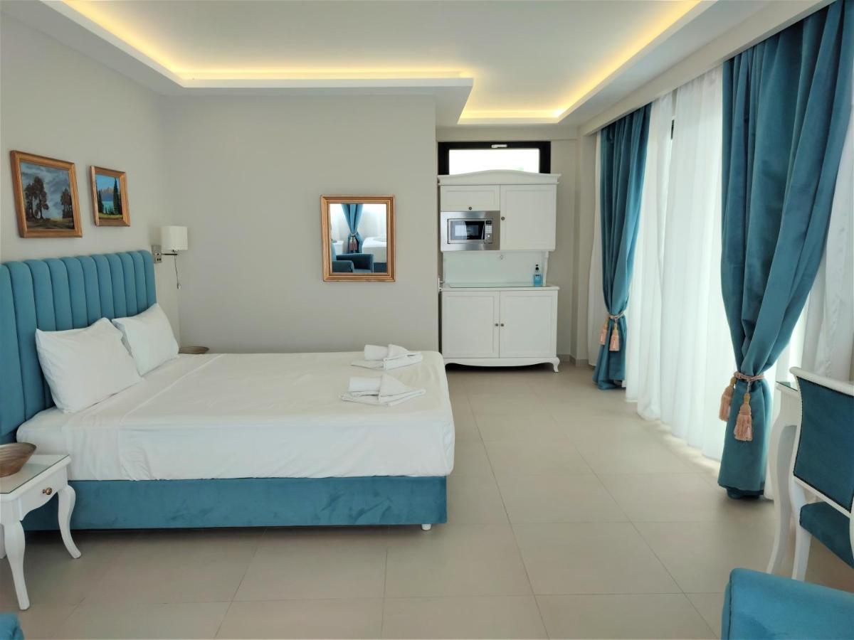 Light Blue Hotel Nea Kallikrateia Exteriér fotografie